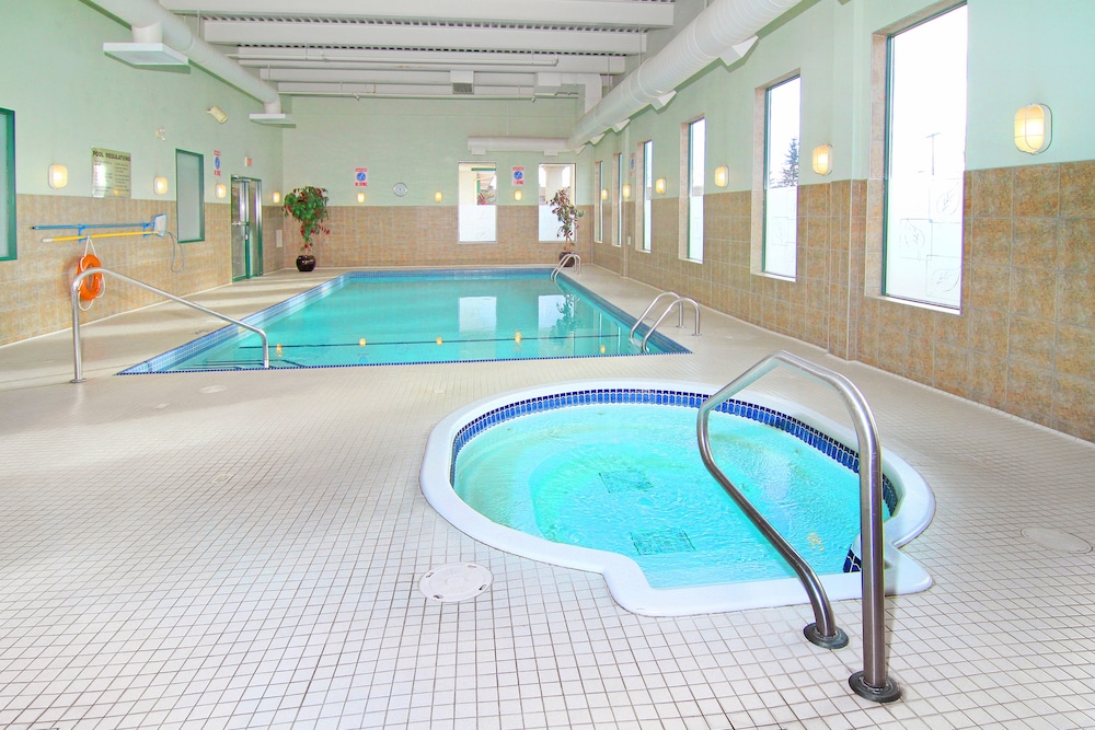 divya sutra plaza and conference centre calgary airport