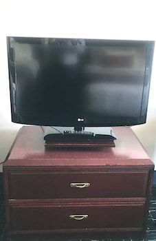 divya sutra plaza and conference centre calgary airport