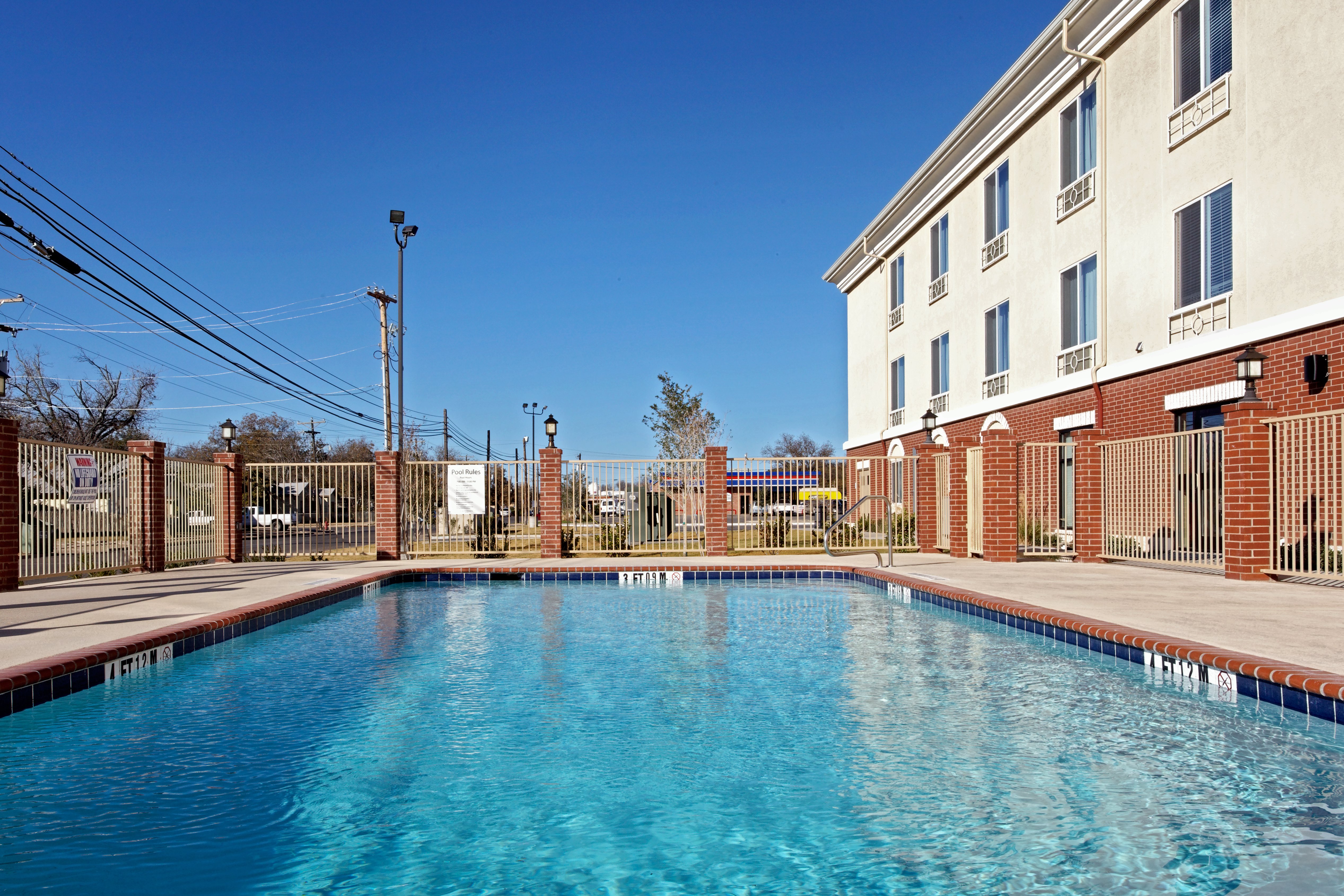 holiday inn express hotel and suites ozona by ihg