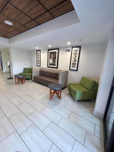 holiday inn express hotel and suites ozona by ihg