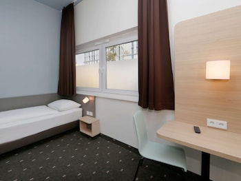 bandb hotel berlin airport