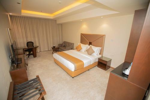 sanam hotel suites
