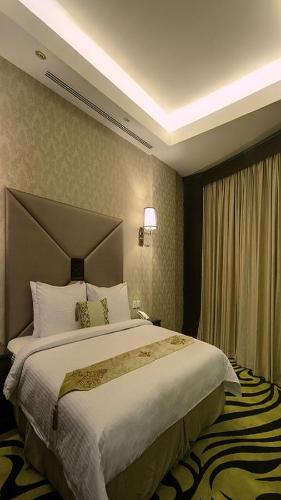 sanam hotel suites