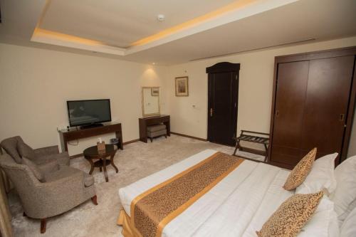 sanam hotel suites