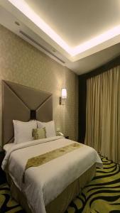 sanam hotel suites