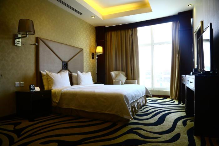 sanam hotel suites