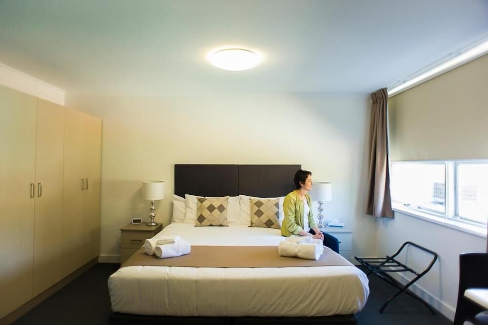 hotel gracelands