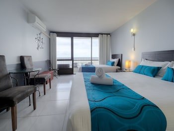 Bayview Tower,Queensland>>Capricorn,4 star