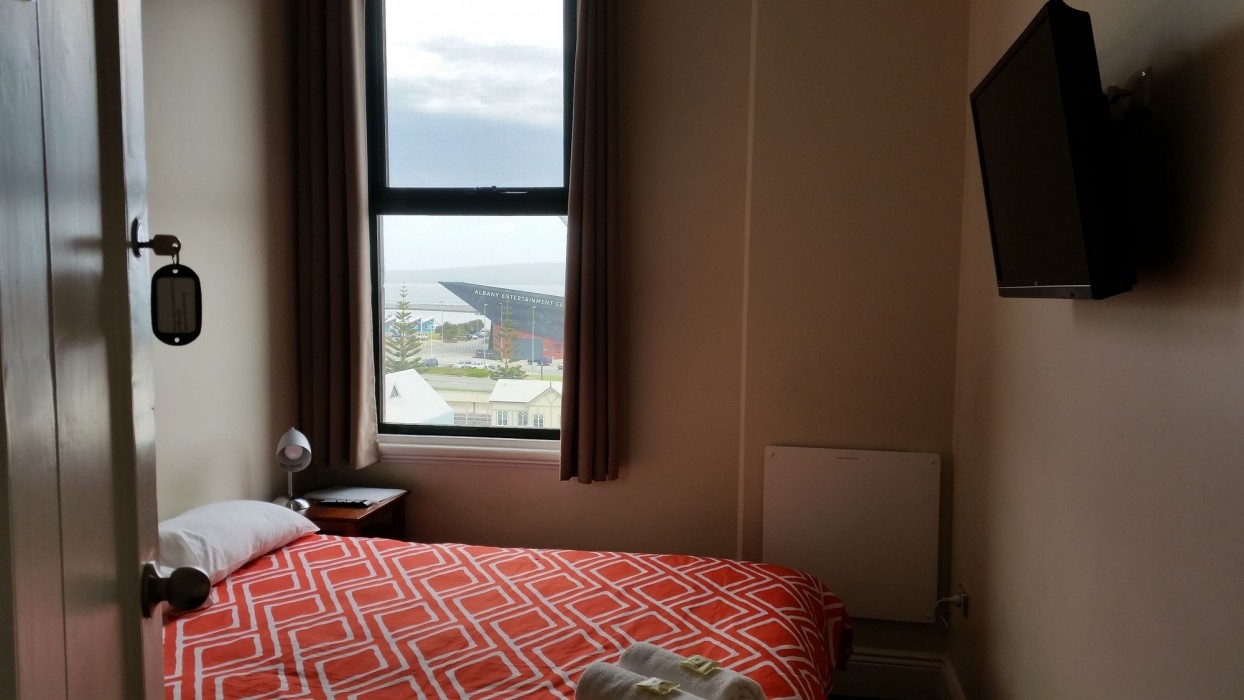 six degrees boutique hotel