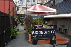 six degrees boutique hotel