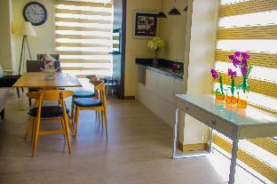 home crest hotel