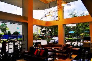 home crest hotel