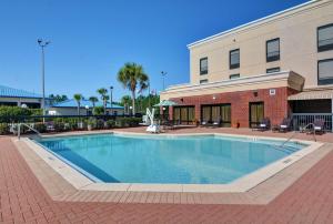 Hampton Inn Panama City Beach,Lower Grand Lagoon>>Bay County,3 star
