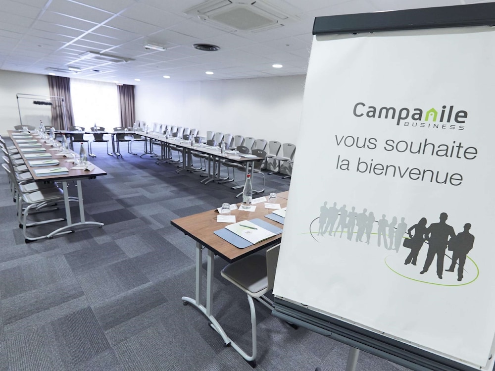 campanile paris est pantin
