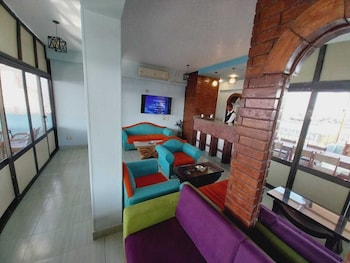 merryland hotel luxor