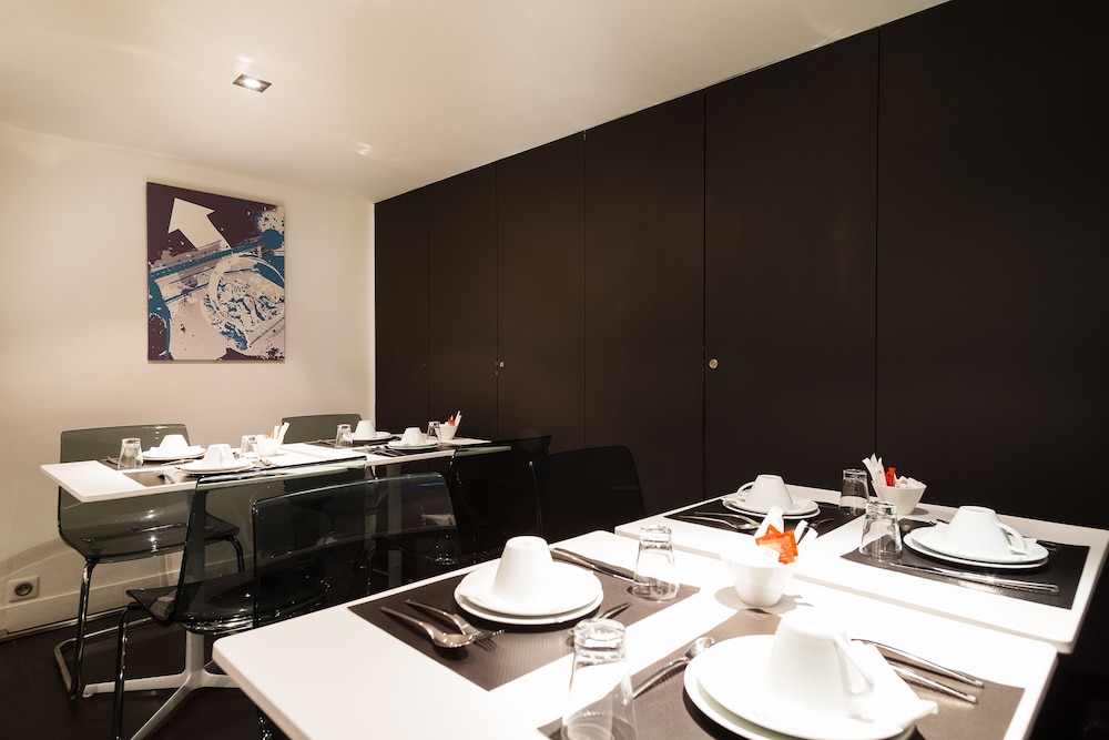 hotel arc de triomphe etoile