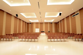 grand zuri lahat
