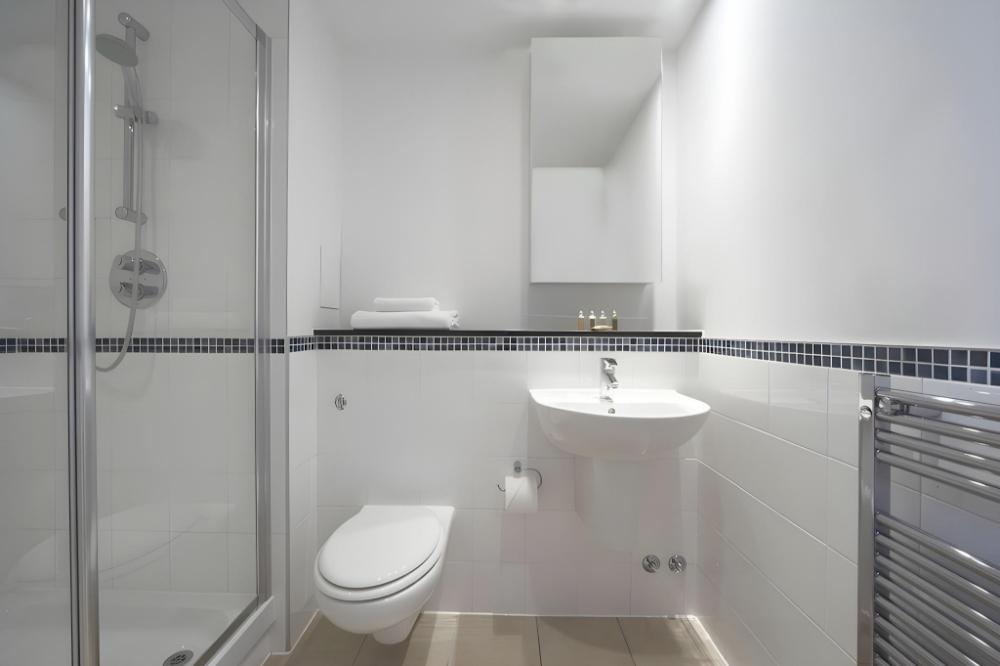 marlin apartments london city queen street