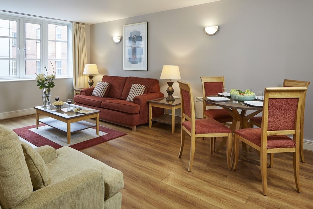 marlin apartments london city queen street