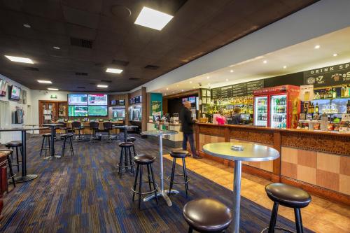 meadow inn hotel motel