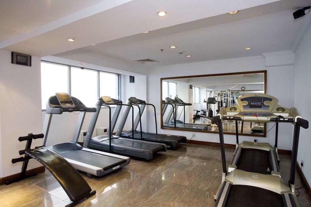 hotel sarina