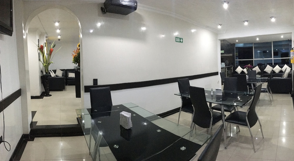 hotel ejecutivo embajada