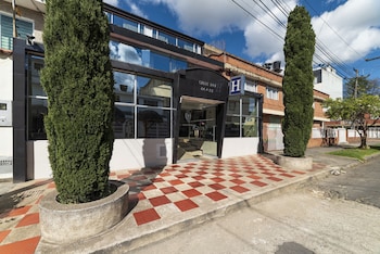 hotel ejecutivo embajada