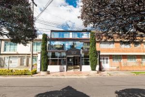 hotel ejecutivo embajada