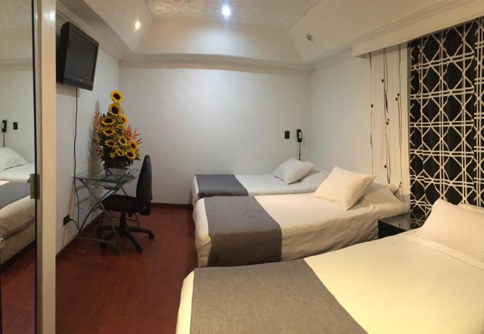 hotel ejecutivo embajada