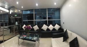 hotel ejecutivo embajada