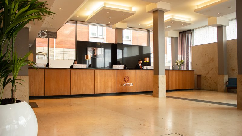 clayton hotel manchester airport