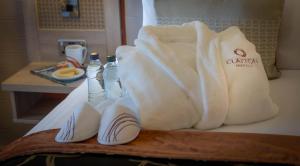 clayton hotel manchester airport