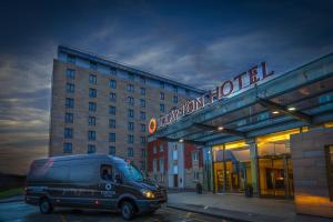clayton hotel manchester airport