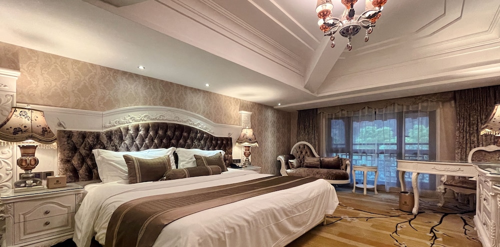 grand bravo guilin hotel