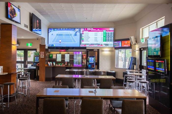 royal hotel randwick