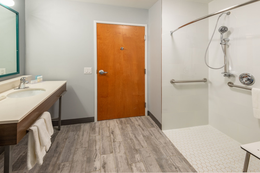 hampton inn belle vernon