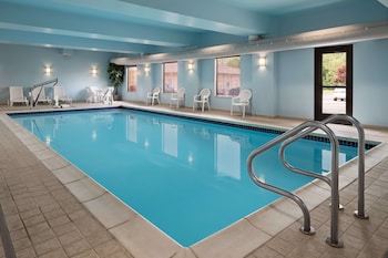 hampton inn belle vernon