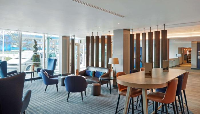 hyatt place london heathrow airport