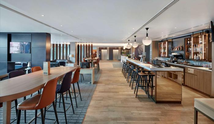 hyatt place london heathrow airport