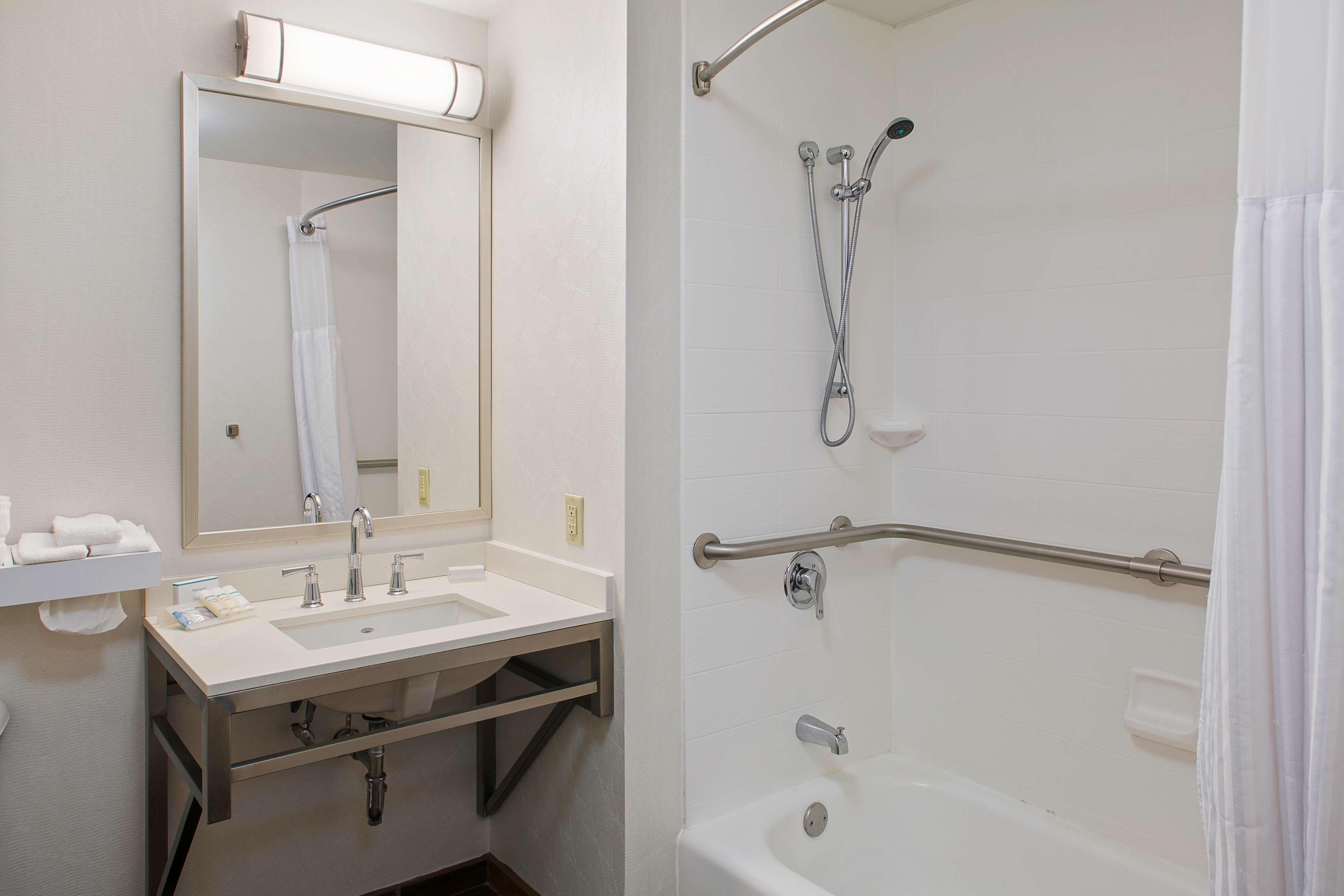 hilton garden inn bentonville rogers