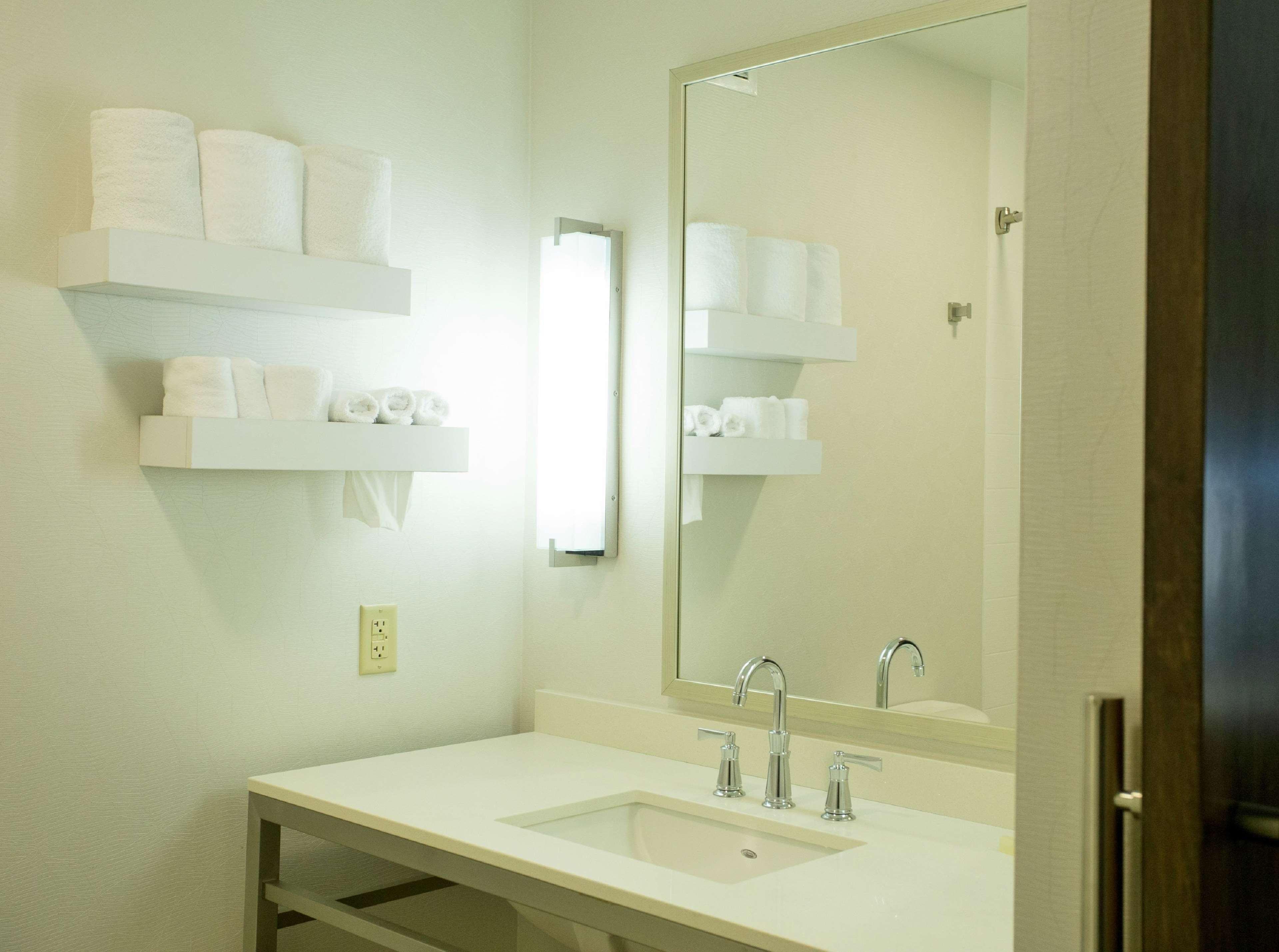 hilton garden inn bentonville rogers