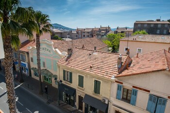 Hôtel *** Restaurant Sanary Holidays & Work,Sanary-Sur-Mer>>Bandol,3 star