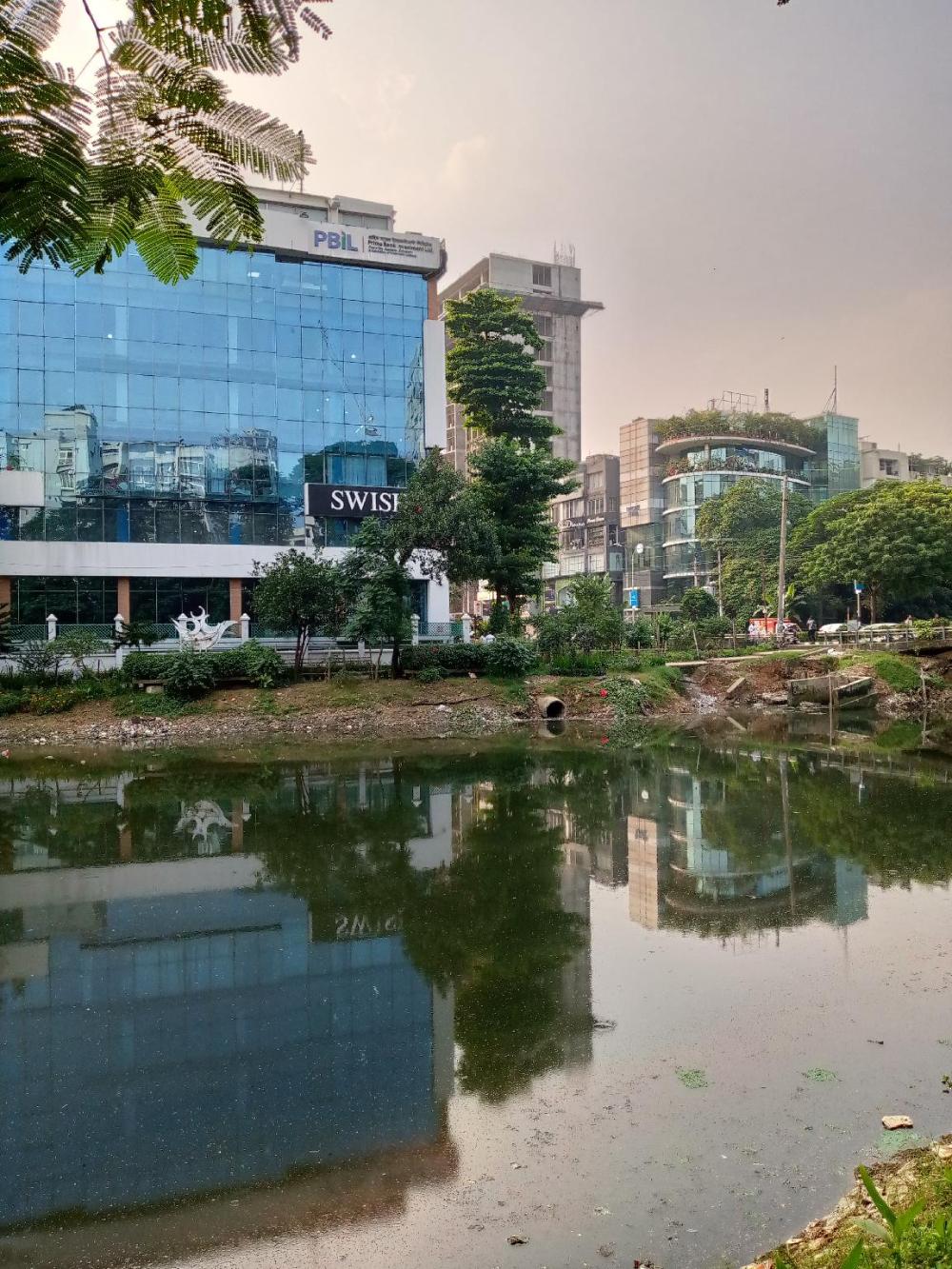 hotel lake view plaza