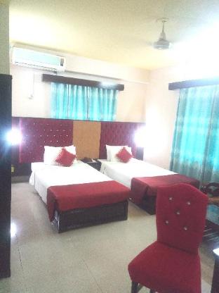 hotel lake view plaza