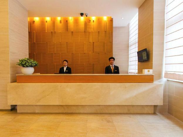 ji hotel shanghai railway station west tianmu road
