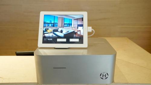 ji hotel shanghai railway station west tianmu road