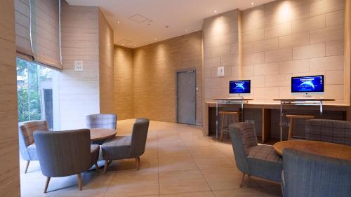 ji hotel shanghai railway station west tianmu road