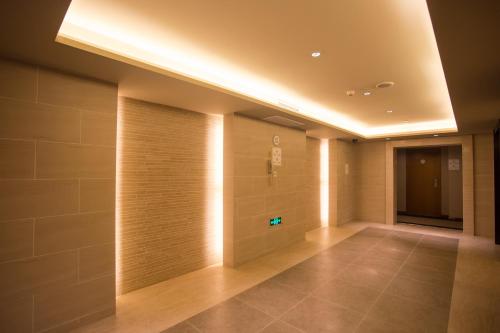 ji hotel shanghai railway station west tianmu road