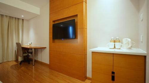 ji hotel shanghai railway station west tianmu road