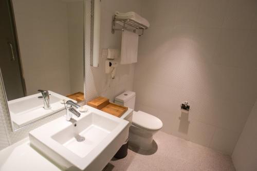 ji hotel shanghai railway station west tianmu road